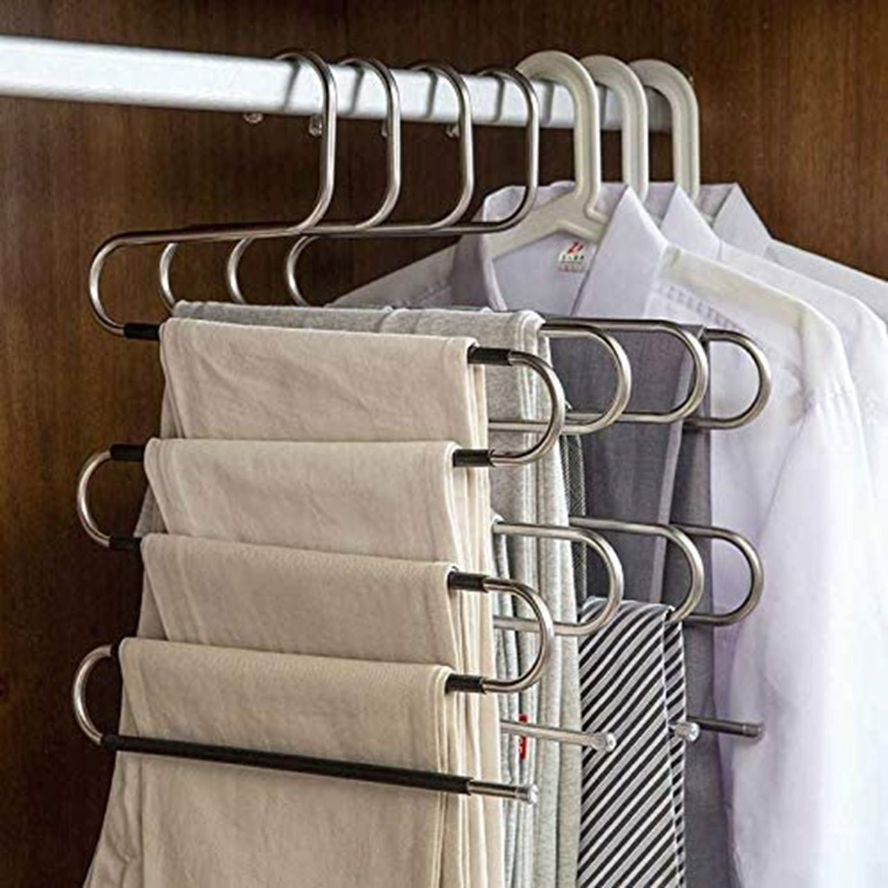 Umeraș pentru pantaloni din metal negru cu spații multiple - ideal pentru pantaloni și fuste - HUMERO